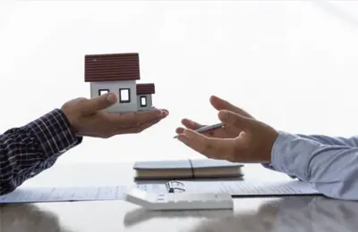 Interpreter for Notarial Signings in Cuneo